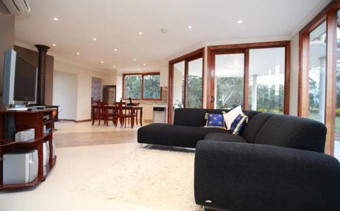 Bellfield Retreat - Sydney 4u 3