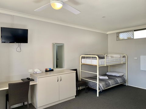 Bermagui Beach Hotel - Sydney 4u 1