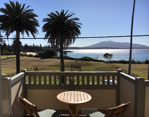 Bermagui Beach Hotel - Sydney 4u 0