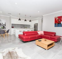 Best Central Wagga Townhouse - Sydney 4u