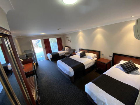 Best Western Plus All Settlers Motor Inn - Sydney Resort 1
