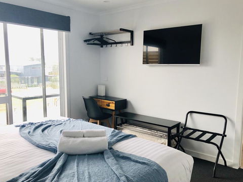 BINALONG BRAE @ Bay Of Fires Two Bedroom Both With Ensuites - Sydney 4u 3