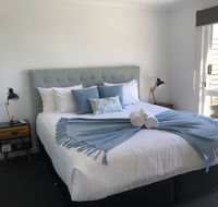 BINALONG BRAE  Bay of Fires Two bedroom both with ensuites - Sydney 4u