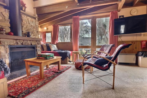 Bindi - Alpine Getaways's Chalet At Tower Rd - Sydney 4u 2
