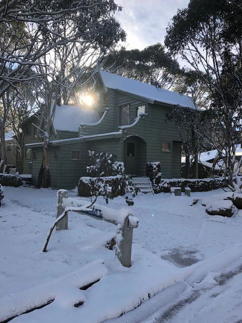 Bindi - Alpine Getaways's Chalet At Tower Rd - Sydney 4u 3