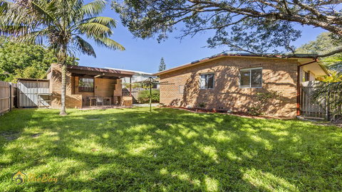 Blue Fish - 41 Boulder Bay Road - Sydney Resort 1