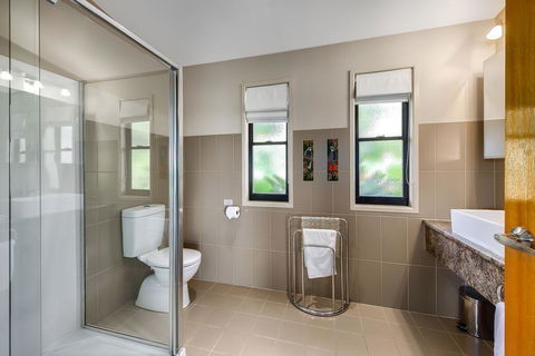 Blue Summit Cottages - Sydney 4u 1