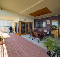 Blue Water Retreat - Upstairs - Sydney 4u