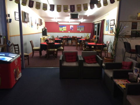 Bluff Hotel - Sydney 4u 2