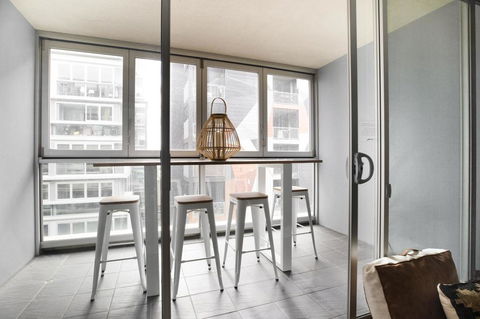 Boho On Morphett-In The Heart Of The CBD - Wifi - Nespresso - Netflix - Accommodation Sydney 2