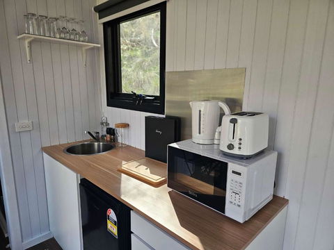 The Verge Of Nowhere Oak By Tiny Away - Accommodation Sydney 1