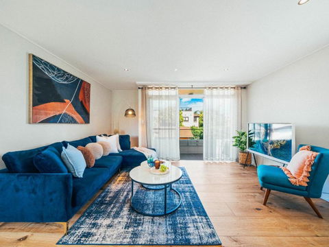 XQ Collection Saltwater Bondi Beach - Sydney 4u 0