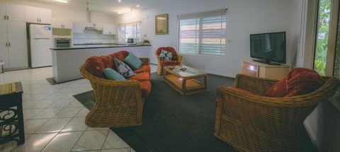 Darwin House - Sydney 4u 2