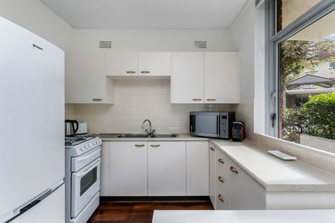 YNG03 - Cremorne - Young Street - Accommodation Sydney 2
