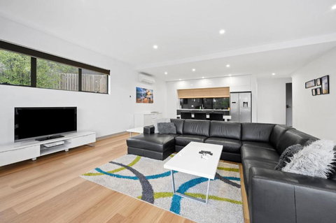 Zahra Lodge - Accommodation Sydney 1