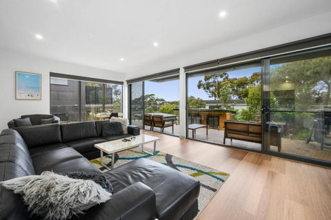 Zahra Lodge - Accommodation Sydney 0