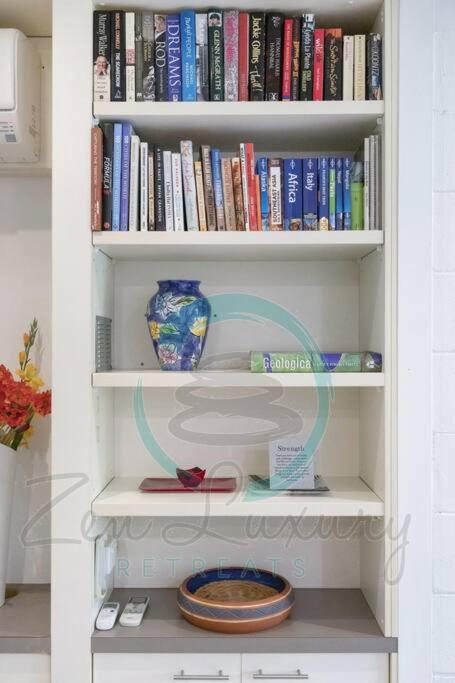 ZEN TREETOPS - Boutique 2-BR Apt W/ Private Pool - Sydney 4u 1