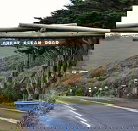 Small-Group Great Ocean Road and Twelve Apostles Full-Day Tour - Sydney 4u
