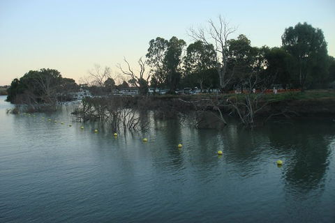 Adelaide Hills Tour With River Murray 3 Hour Lunch Cruise - Sydney 4u 5
