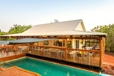 Giant Tides Tour - Cygnet Bay Pearl Farm - Sydney 4u 3