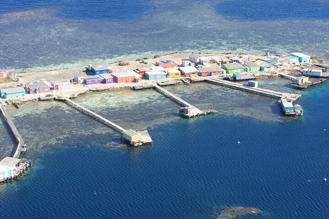 Pink Lake + Abrolhos Islands Scenic Flight - Sydney 4u 1