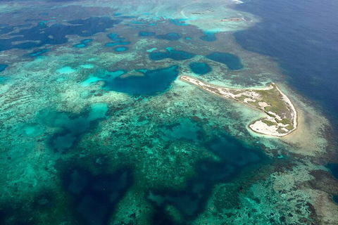 Pink Lake + Abrolhos Islands Scenic Flight - Sydney 4u 5
