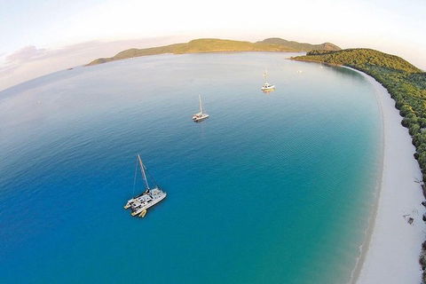 Sail, Snorkel, SUP & Kayak Charter Whitsundays - Sydney 4u 5