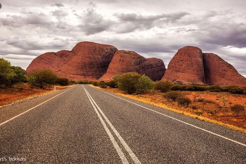 5-Hour Kata Tjuta Sunrise Tour From Ayers Rock With Breakfast - Sydney 4u 3