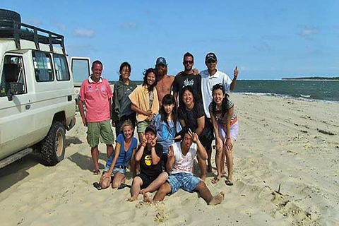 Full-Day Moreton Island 4x4 Sightseeing Tour - Sydney 4u 1