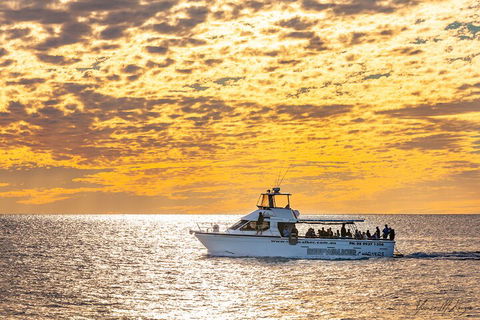 Kalbarri Sunset Coastal Cliff Cruise - Sydney 4u 1
