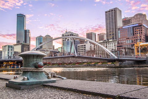 Summer Twilight Cruise On The Yarra River - Sydney 4u 4