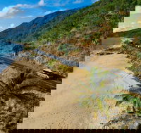 2 Day Daintree Rainforest Cape Tribulation and Outback Chillagoe Tour - Sydney 4u