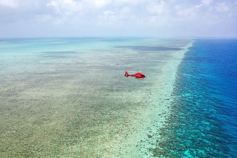 Ultimate Great Barrier Reef And Rainforest 45-minute Helicopter Tour - Sydney 4u 5