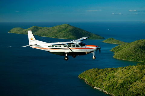 Reef And Island Scenic Flight From Airlie Beach - Accommodation Sydney 3