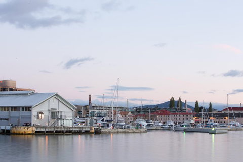 Hobart City Sightseeing Tour Including MONA Admission - Accommodation Sydney 4