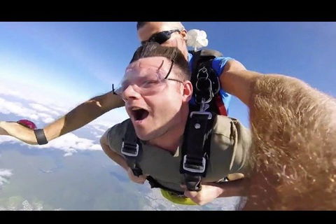 Reef And Rainforest Tandem Sky Dive In Cairns - Accommodation Sydney 1