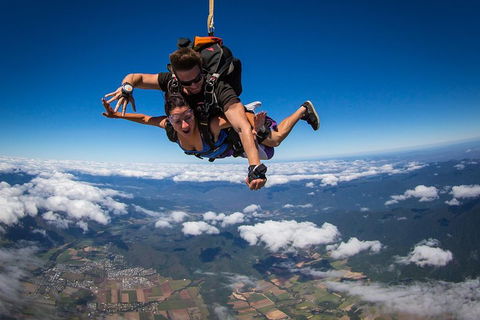Reef And Rainforest Tandem Sky Dive In Cairns - Accommodation Sydney 3
