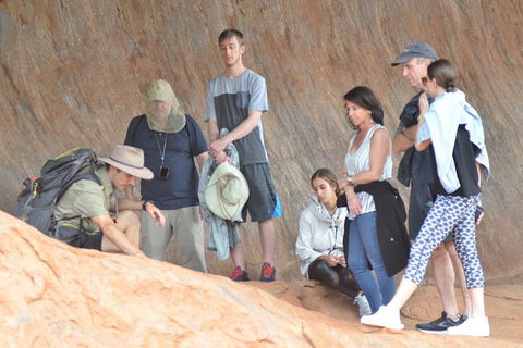 Uluru Small Group Tour Including Sunset - Accommodation Sydney 2