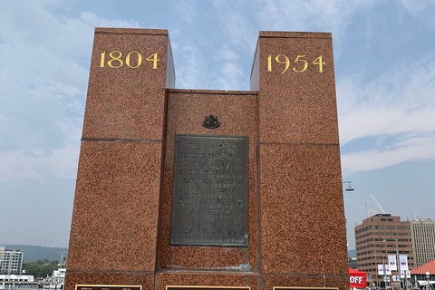 2-Hour Small-Group Walking Tour Of Hobart - Sydney 4u 0