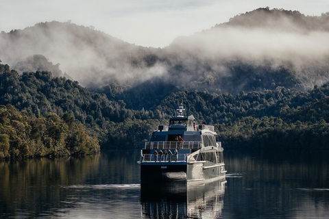 Strahan Day Trip By Air From Hobart Including A Gordon River Cruise - Sydney 4u 1