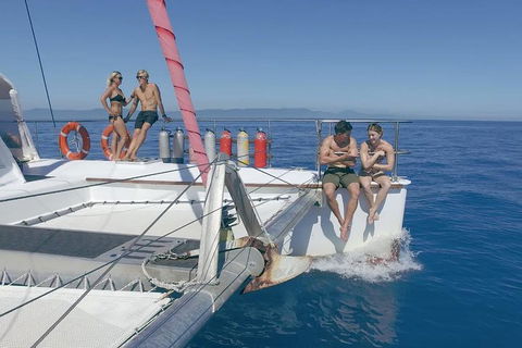 Full-Day Great Barrier Reef Sailing Trip - Sydney 4u 1