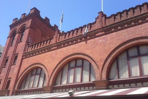 Around The Square Adelaide Walking Tour - Sydney 4u 3