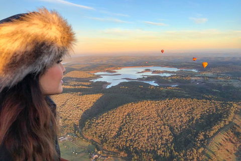 Yarra Valley Balloon Flight At Sunrise - Sydney 4u 2