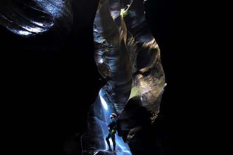 Full-Day Canyoning Experience At Stunning Empress Canyon - Sydney 4u 3