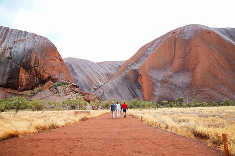 2-Day Uluru (Ayers Rock) And Kata Tjuta Trip From Alice Springs - Sydney 4u 1